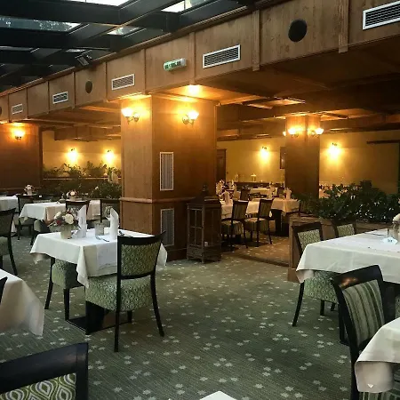 Smrek Martina Apr.c.57 Štrbské Pleso