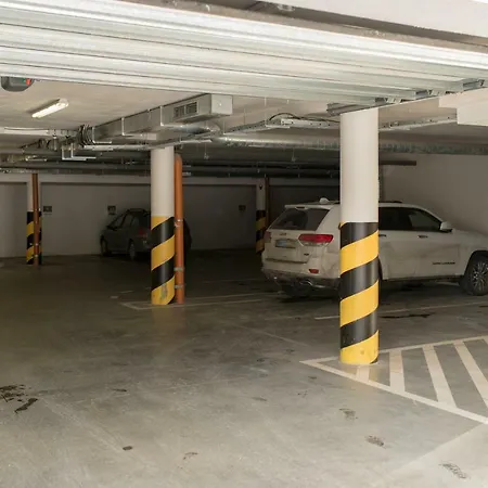 Smrek Martina Apr.c.57 شقة