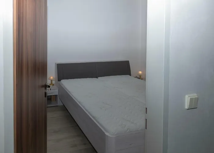 Smrek Martina Apr.c.57